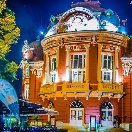 Happy Opera-2 Апартаменты *